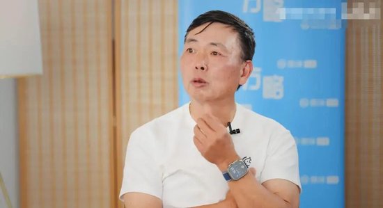 段永平	，再度增持泡泡玛特！持股突破1亿股，此前不断增持，已成为仅次于创始人王宁的第二大股东